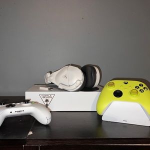 Xbox Series S Digital Bundle
